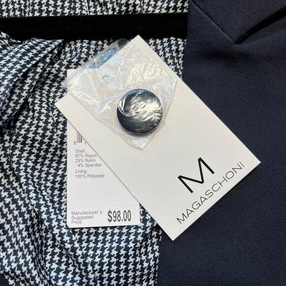 Magaschoni Navy Blue Single Breasted One Button Peak Lapel Blazer NWT Size 6 - Picture 11 of 13